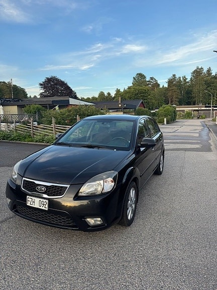 Kia Rio 3 of 5