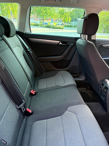 Volkswagen Passat 5 of 5