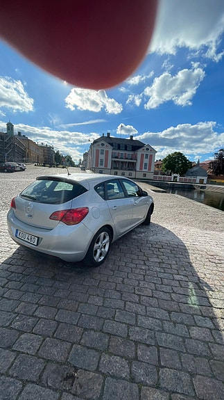 Opel Astra 6 of 8