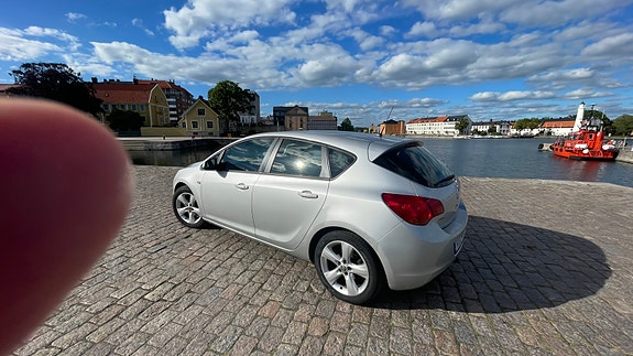 Opel Astra 2 of 5