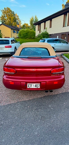 Chrysler Sebring 4 of 5