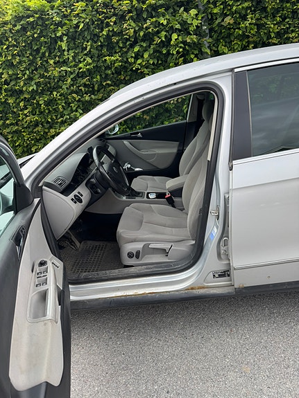 Volkswagen Passat 5 of 5