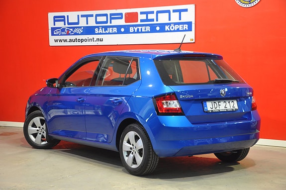 Skoda Fabia 3 of 5