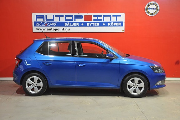 Skoda Fabia 2 of 5