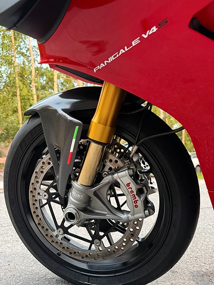 Ducati Panigale V4S 6 of 24