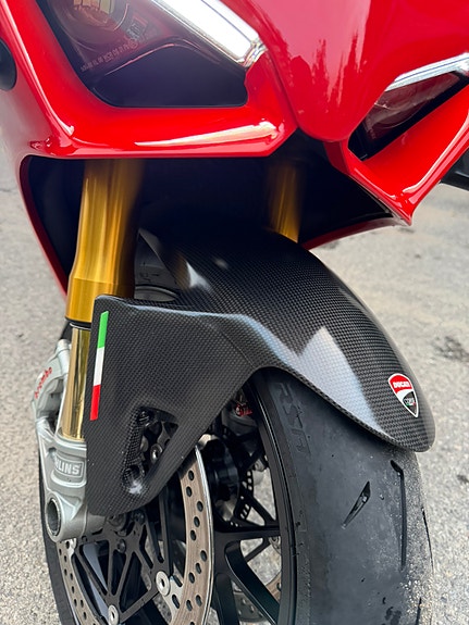 Ducati Panigale V4S 11 of 24