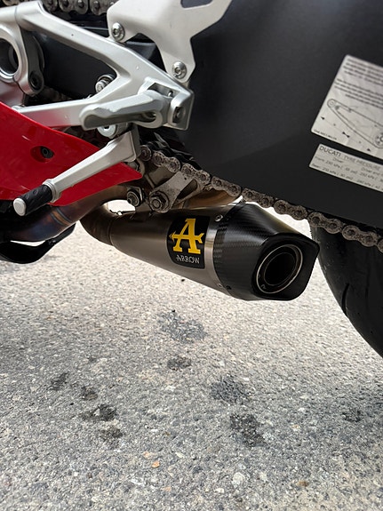 Ducati Panigale V4S 24 of 24