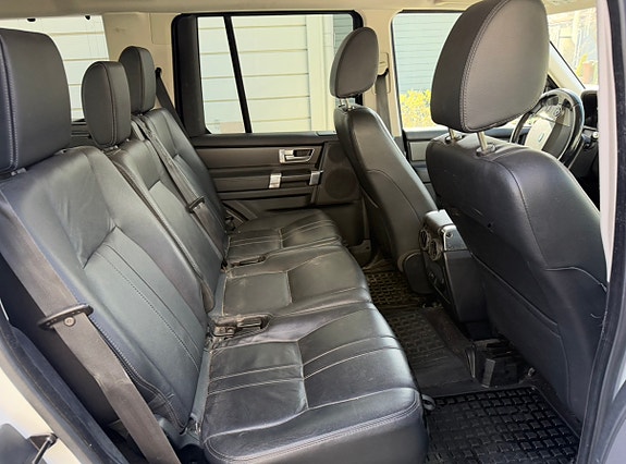 Land Rover Discovery 4 5 of 5