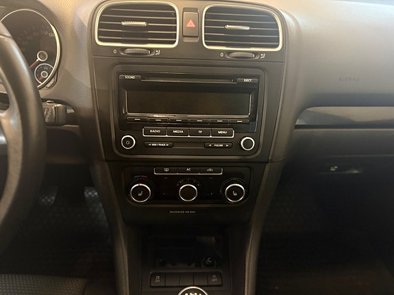 Volkswagen Golf VI 14 of 15