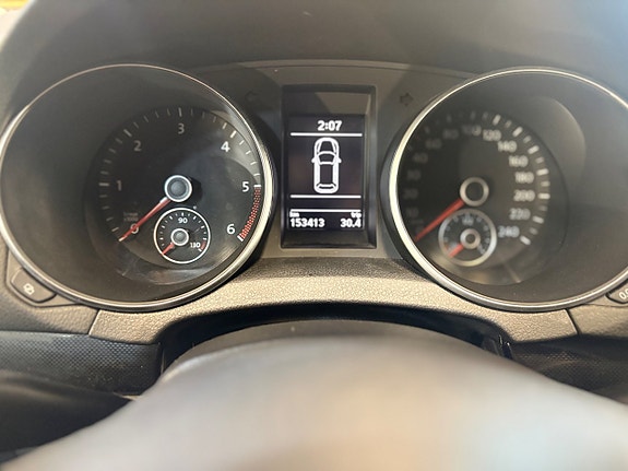 Volkswagen Golf VI 13 of 15