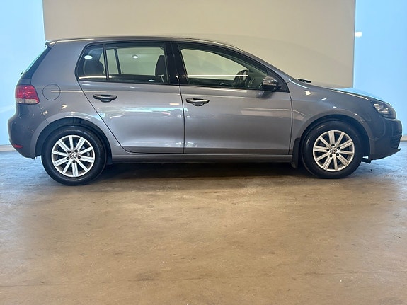 Volkswagen Golf VI 2 of 15