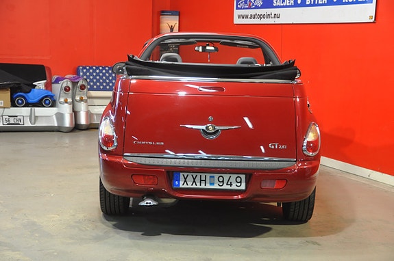 Chrysler PT Cruiser 8 of 17