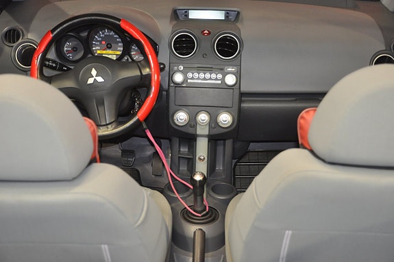 Mitsubishi Colt 11 of 18