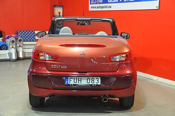 Mitsubishi Colt 7 of 18