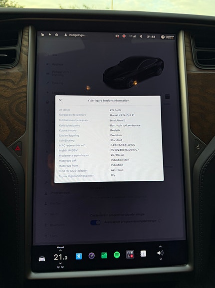 Tesla Model S 17 of 26