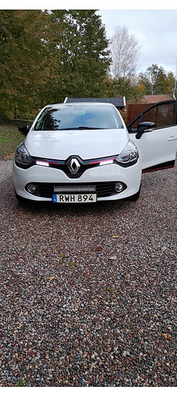 Renault Clio 2 of 4