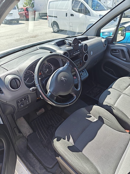 Peugeot Partner 4 of 5
