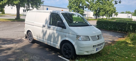 Volkswagen Transporter 3 of 5