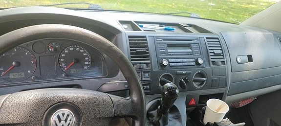 Volkswagen Transporter 2 of 5