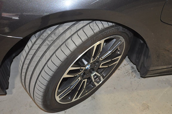 BMW 530e 19 of 26