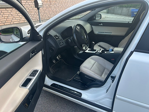 Volvo S40 5 of 12