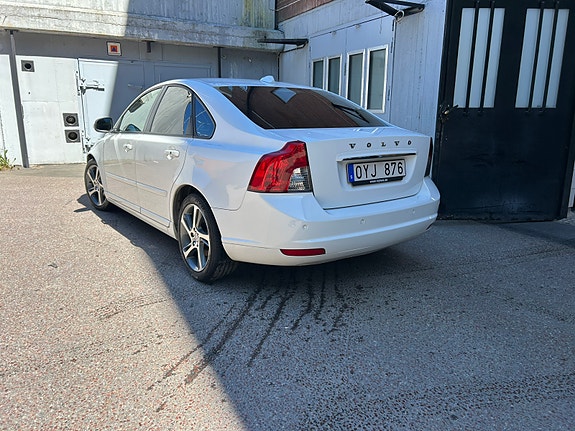 Volvo S40 9 of 12
