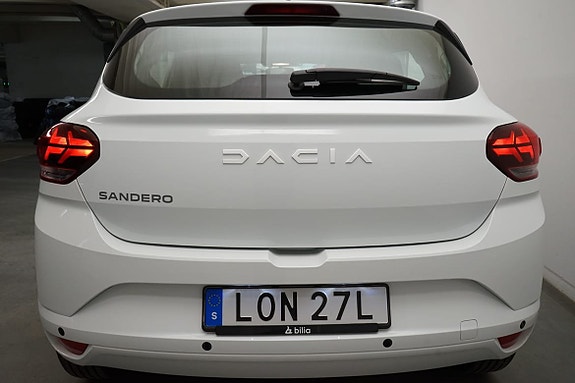 Dacia Sandero 10 of 12