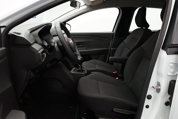 Dacia Sandero 4 of 12