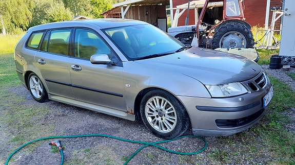 Saab 9-3 4 of 5