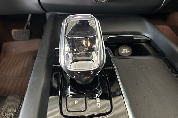 Volvo XC60 2 of 5