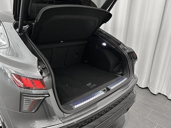 Audi Q3 4 of 5
