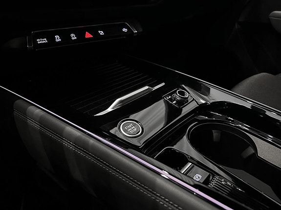 Audi Q3 18 of 20