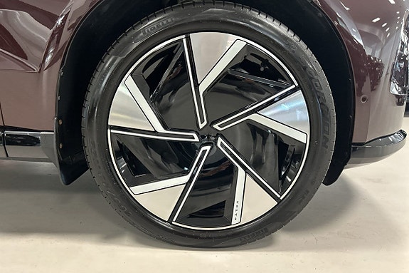 Volvo EX90 9 of 10
