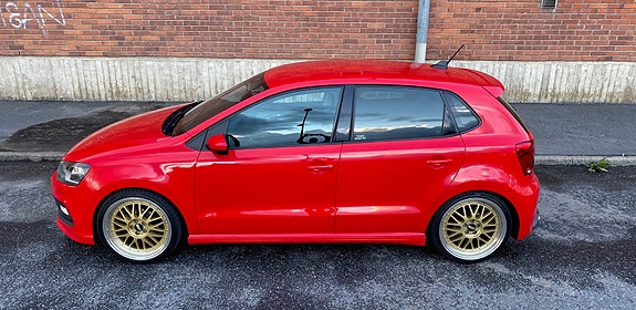 Volkswagen Polo 2 of 7