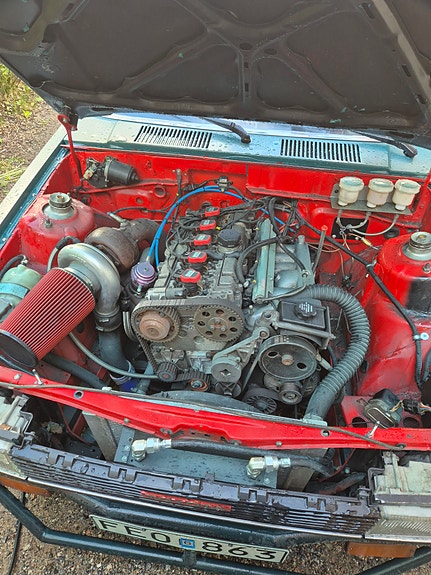 Toyota Corolla 2 of 3