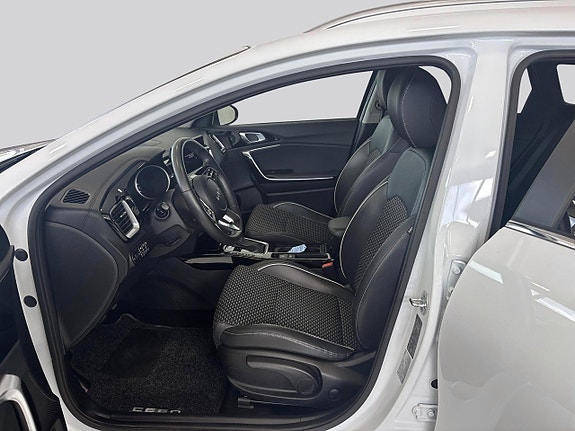 Kia Ceed 8 of 16