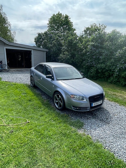 Audi A4 2 of 13
