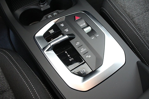 BMW 120 8 of 14