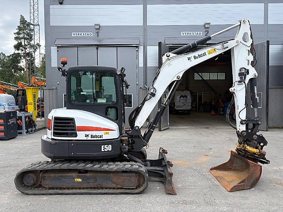 Bobcat E50 5 of 24