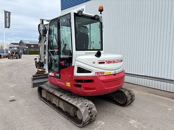 Takeuchi TB 260 4 of 17