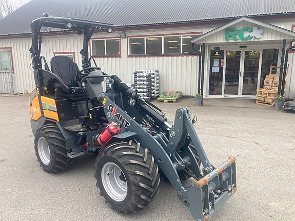 GiANT G 2200 E X-tra 2 of 5