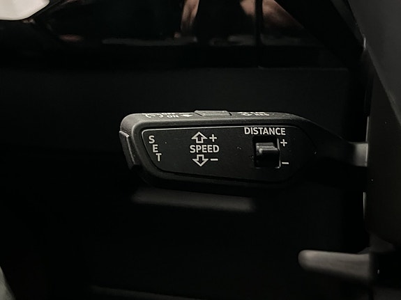 Audi Q8 30 of 30