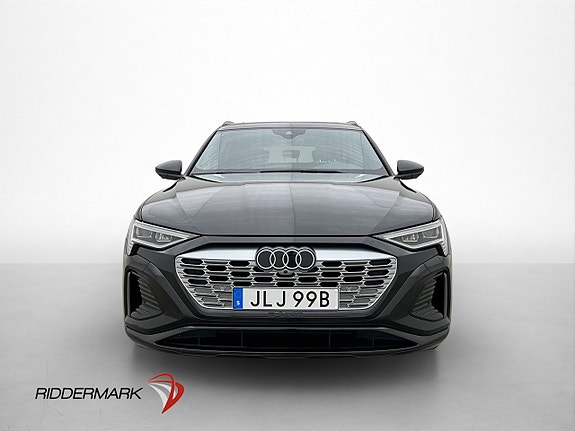Audi Q8 2 of 5