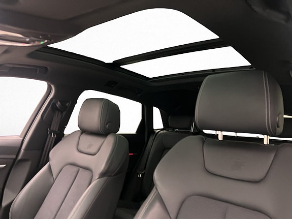 Audi Q8 11 of 30