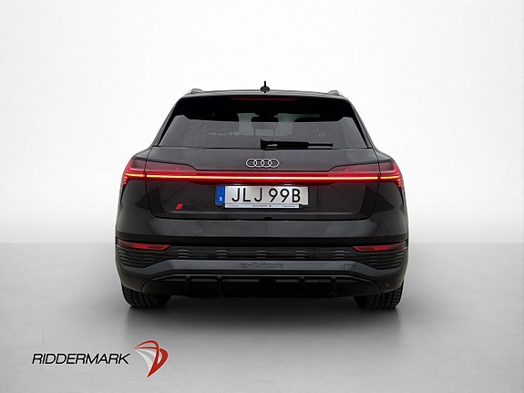 Audi Q8 6 of 30