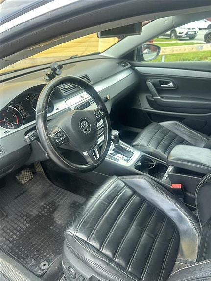 Volkswagen Passat CC 5 of 5