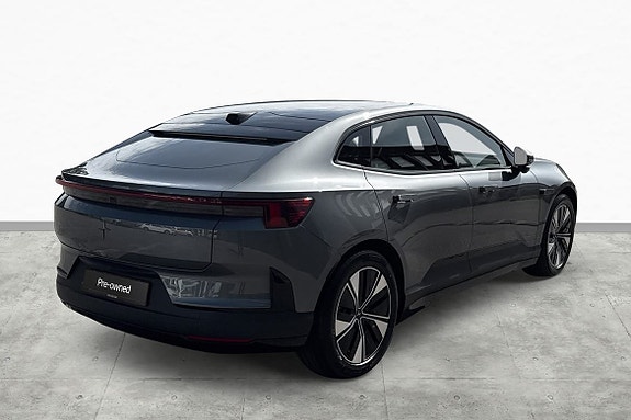 Polestar 4 9 of 21