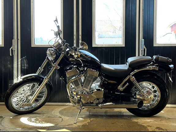 Suzuki VS1400GLP Intruder 2 of 4