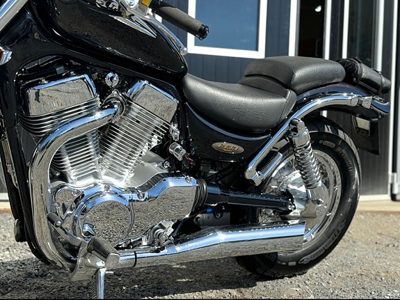 Suzuki VS1400GLP Intruder 4 of 4