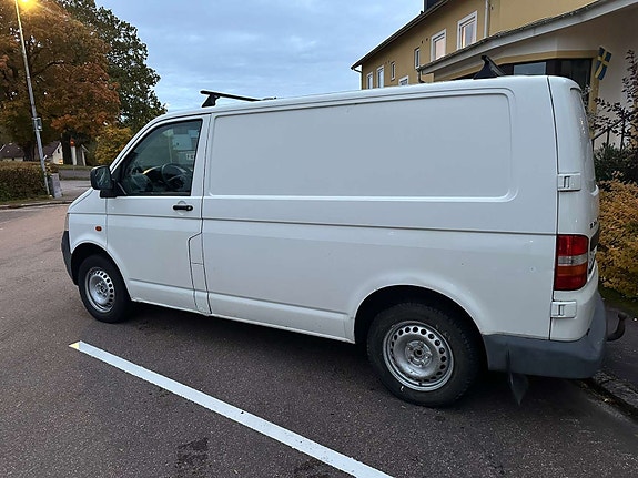 Volkswagen Transporter 2 of 5